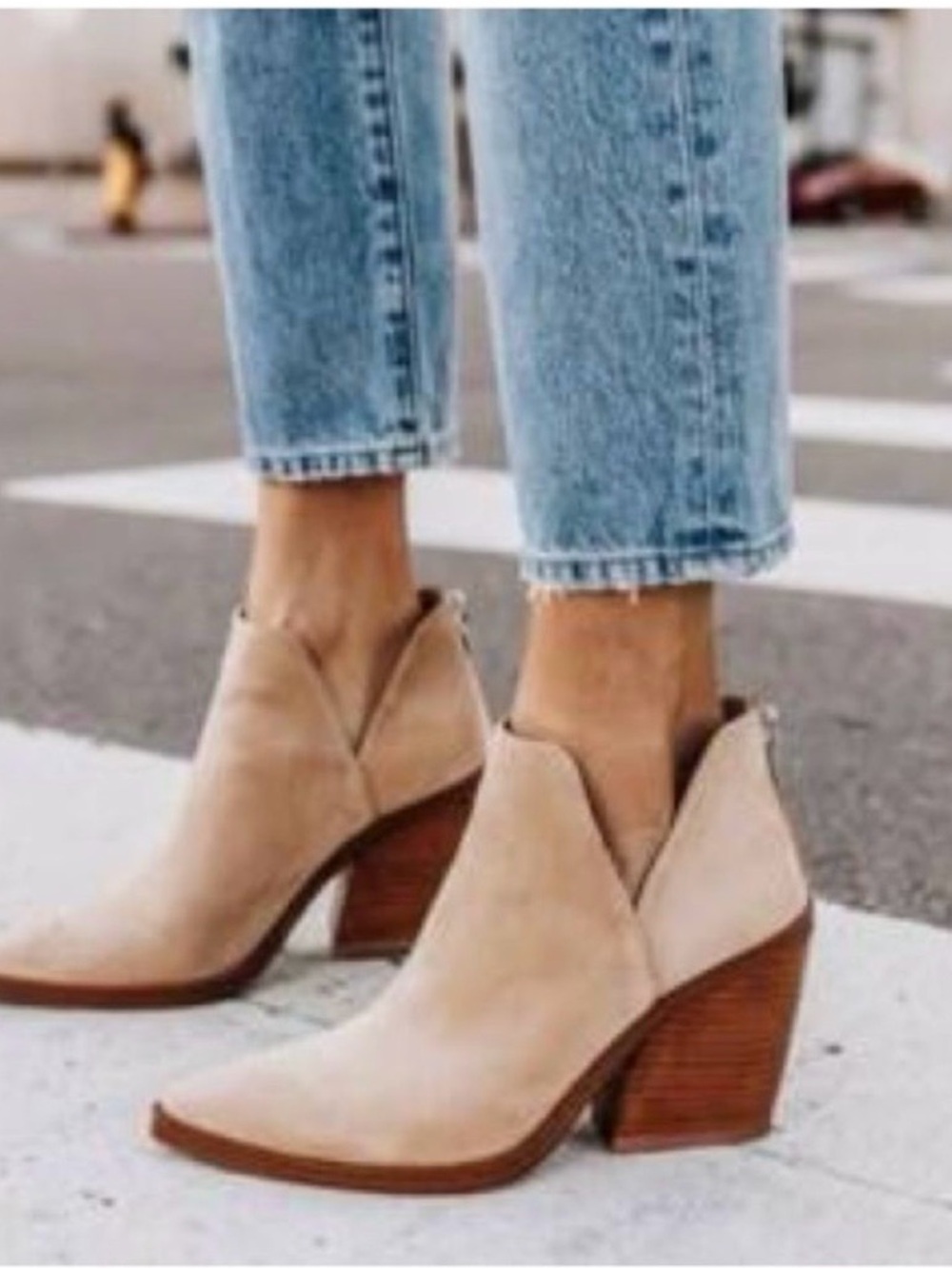 Vince Camuto - Bibestie Tan Women’s Suede Ankle Booties -  Block Heel -  size 8